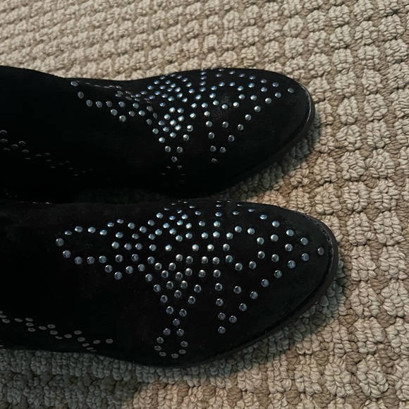 🖤 Sibicca Black Suede Boot w Silver Stud Details 🖤 - Picture 6 of 11
